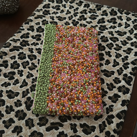 8”x5” beaded wallet - Picture 2 of 3